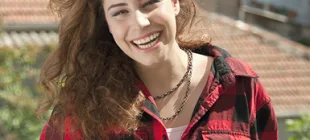 Aslı İnandık Kimdir