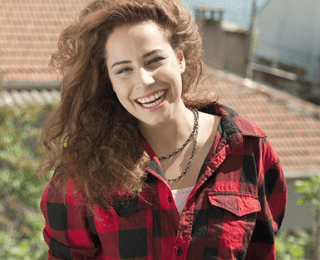 Aslı İnandık Kimdir