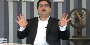 Zafer Akıncı Kimdir