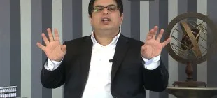 Zafer Akıncı Kimdir