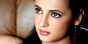 Sanaya Irani Kimdir