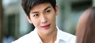 Put Puttichai Kimdir