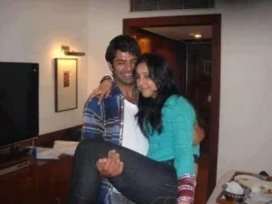 Barun-Pashmeen-Manchanda-romantic