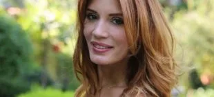 Ayça Varlıer Kimdir