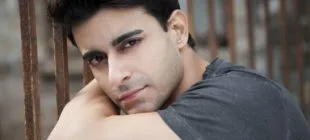 Gautam Rode Kimdir