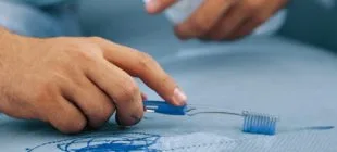 Deri Koltuğa Bulaşan Tükenmez Kalem Lekesi Nasıl Çıkar
