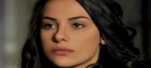 Tuvana Türkay Kimdir