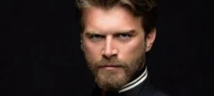 Kıvanç Tatlıtuğ Kimdir