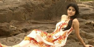 Roshni Sahota Kimdir