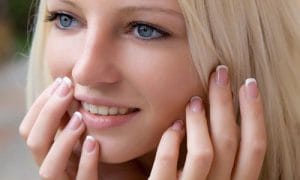 soguktan-catlayan-eller