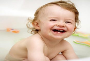 Bebeklerde Diş Çıkarma Belirtileri Nelerdir?