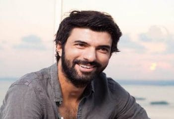 Engin Akyürek Kimdir