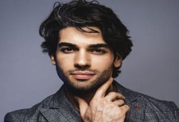 Şükrü Özyıldız Kimdir