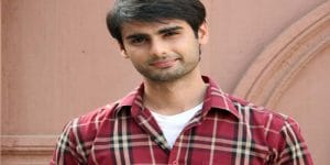 Varun Kapoor Kimdir