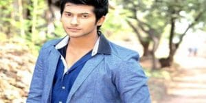 Namish Taneja Kimdir