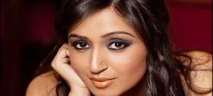 Pallavi Purohit Kimdir