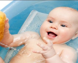 Bebek Banyosu İçin Olmazsa Olmaz 11 Malzeme