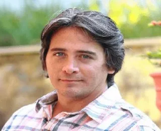 Murat Arkın Kimdir