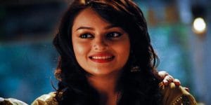 Nehalaxmi Iyer Kimdir