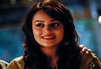 Nehalaxmi Iyer Kimdir