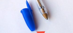 Tükenmez Kalemlerin Kapağındaki Delik Ne İşe Yarar