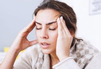 Başınız Ağrıyorsa Hemen Ağrı Kesici Almayın, İşte En Basit ve Etkili Çözümü