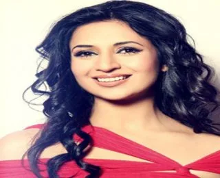 Divyanka Tripathi Kimdir