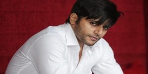 Karanvir Bohra Kimdir