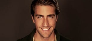 Çağlar Ertuğrul Kimdir