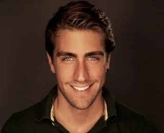 Çağlar Ertuğrul Kimdir