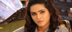 Madhurima Tuli Kimdir