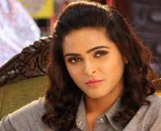 Madhurima Tuli Kimdir