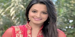Anita Hassanandani Kimdir
