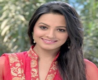 Anita Hassanandani Kimdir