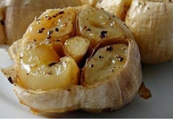 6 Diş Közlenmiş Sarımsak Yedikten Sonra Vücudumuzda Neler Oluyor