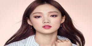 Lee Sung-kyung Kimdir
