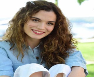 Aslı Bekiroğlu Kimdir