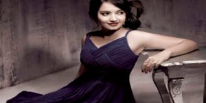 Giaa Manek Kimdir