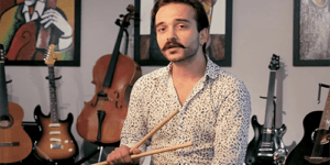 Arda Uyar Kimdir